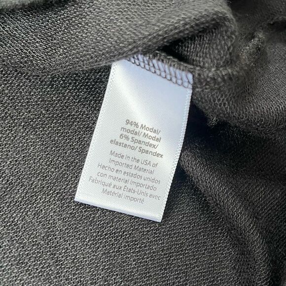 Beyond Yoga NWT Cold Shoulder Ruffle Top XL - Picture 6 of 9